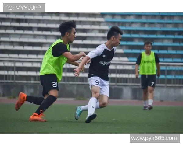 南京足球队的比赛经验揭秘：从战术到团队协作的深度分析与分享