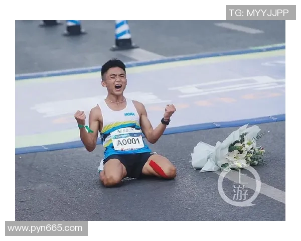 重庆滑板队在城市马拉松中的崛起与突破之路全景揭秘